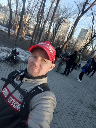Анатолий Колесников