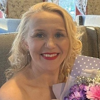 Елена Глебова